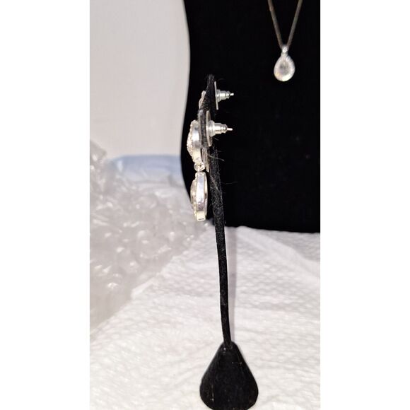 A Women's Rhinestone Jewelry Set Necklace Earrings Bracelet Elegant Sparkly - Picture 12 of 16